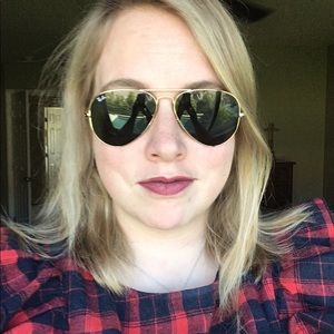 Meet your Posher, Mikayla